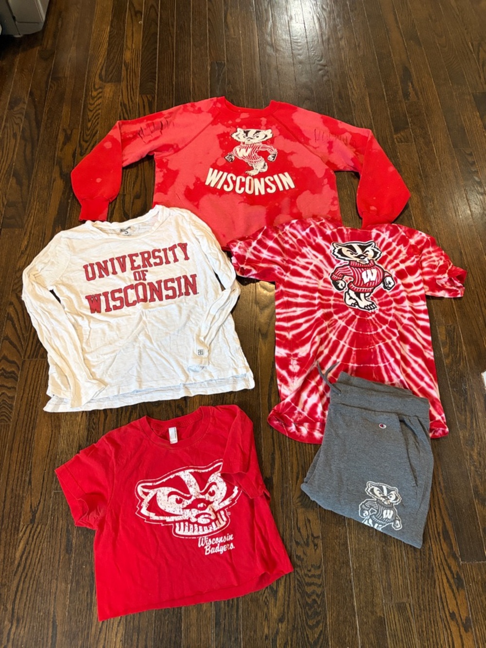 University of Wisconsin Badgers Red & White Gear